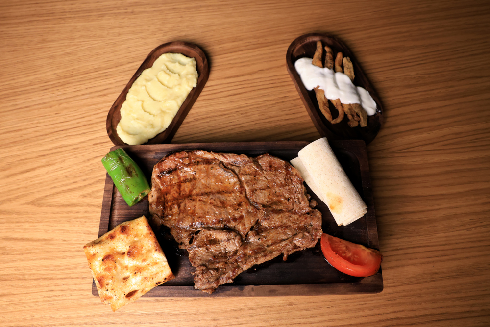 DANA STEAK