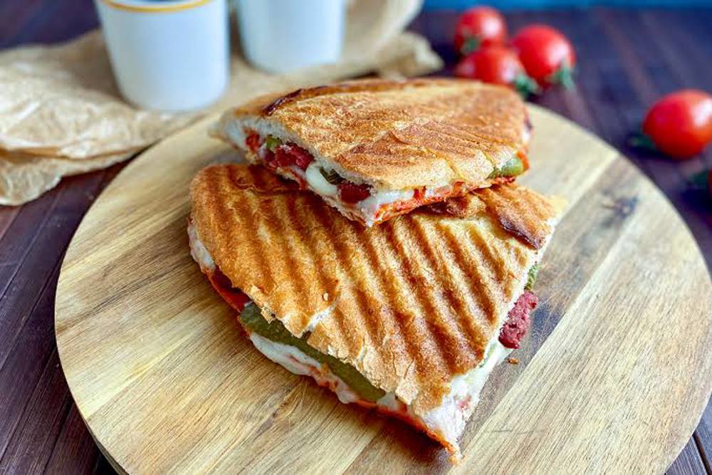  KLASİK KARIŞIK TOST