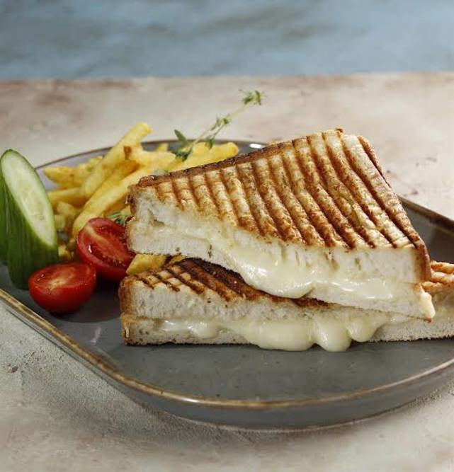 Kaşarlı Tost (Vejetaryen)