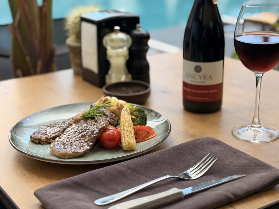 Antrikot Steak HMA Hotel & Suites
