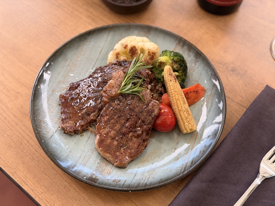 Antrikot Steak HMA Hotel & Suites