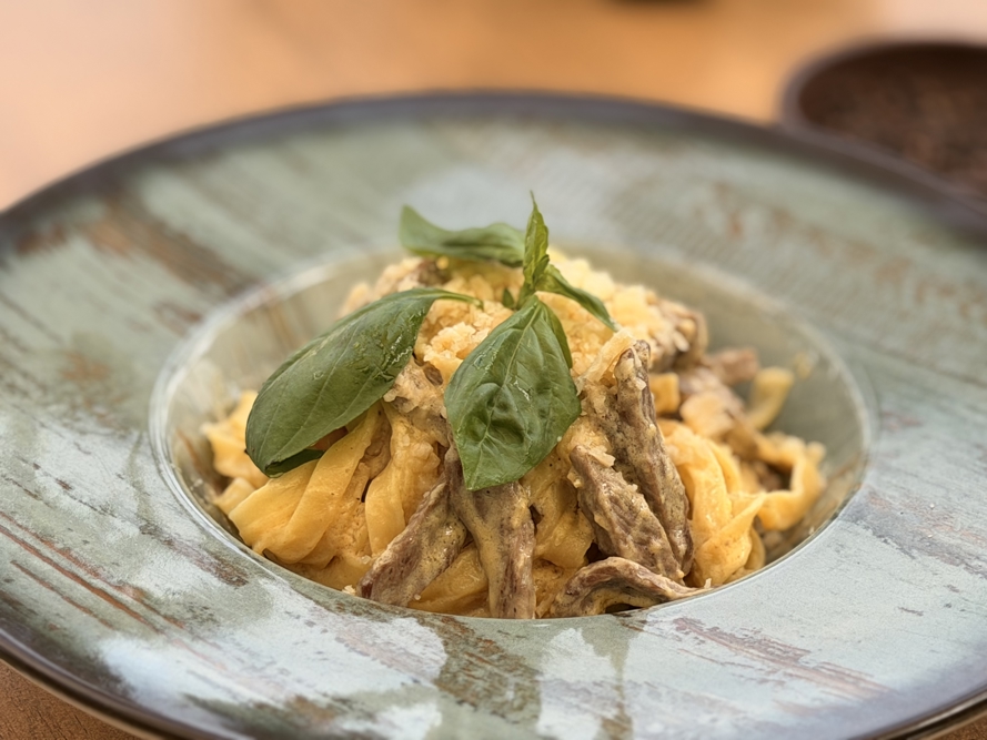 Gerçek Tagliatelle Carbonara HMA Hotel & Suites