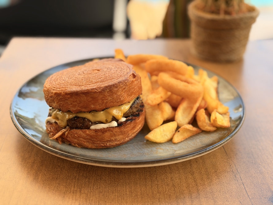 Roll Kruvasan Burger