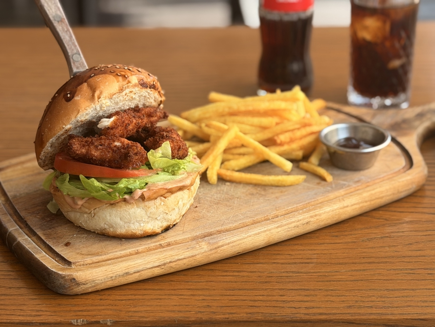 Çıtır Tavuk Burger HMA Hotel & Suites