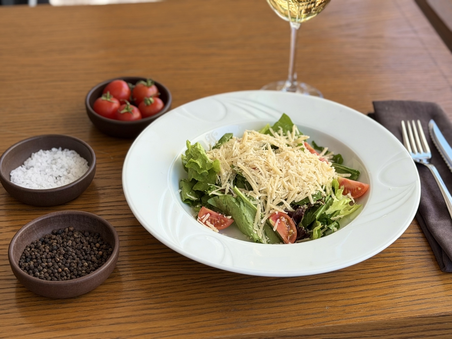 Parmesanlı Salata HMA Hotel & Suites