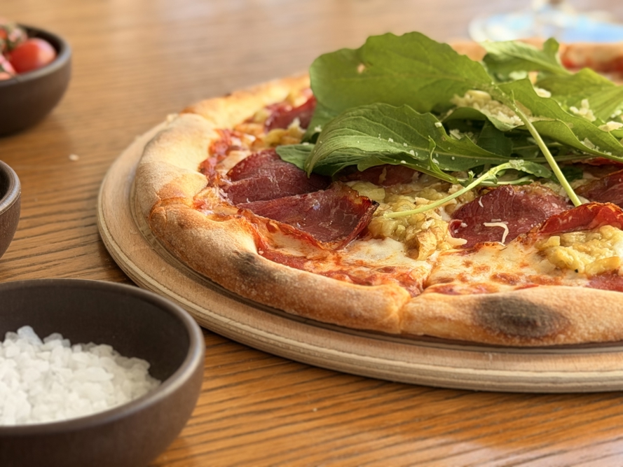 Pastırmalı Köz Patlıcanlı Pizza