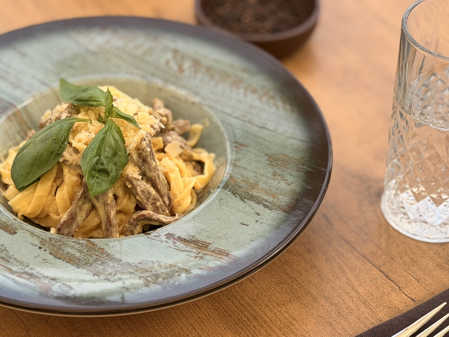 Gerçek Tagliatelle Carbonara HMA Hotel & Suites