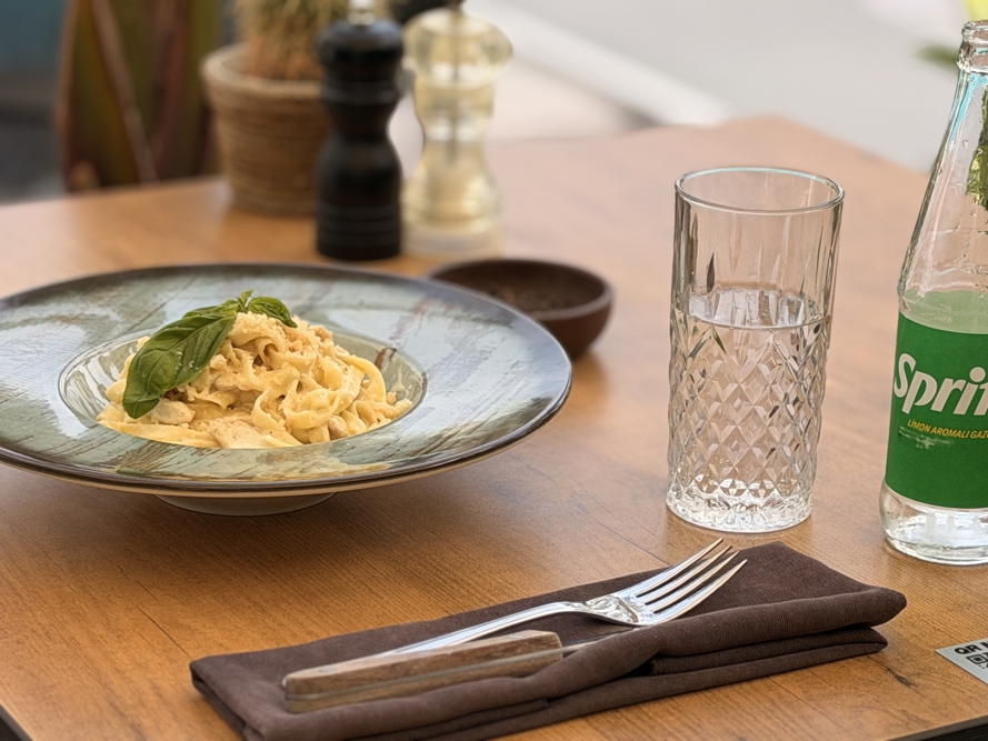 Tavuklu Tagliatelle Carbonara HMA Hotel & Suites