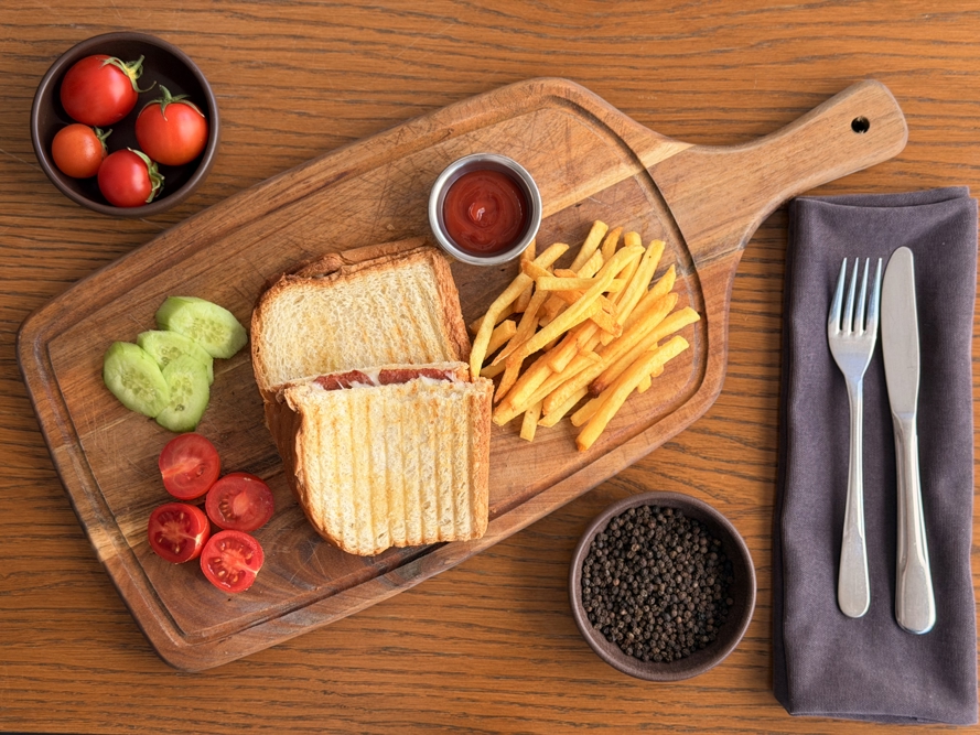 Sucuklu Tost