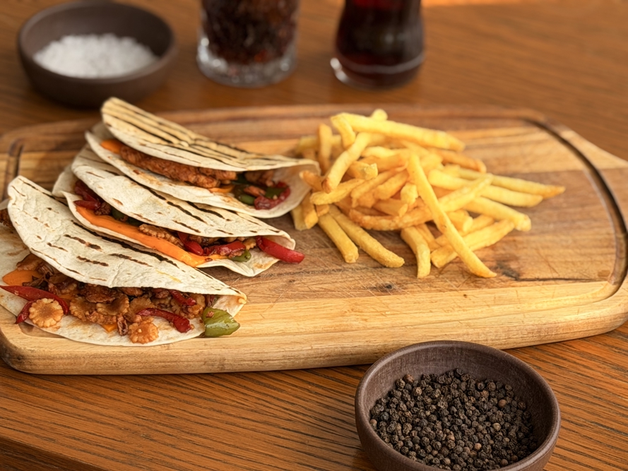 Tavuk Taco